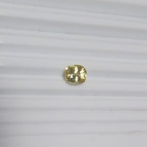 Natural Yellow Sapphire – Weight : 1.7ct